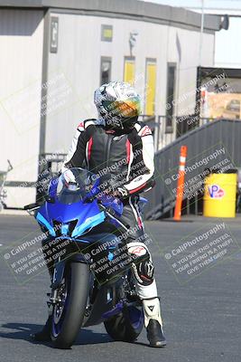 media/Apr-10-2022-SoCal Trackdays (Sun) [[f104b12566]]/Around the Pits/